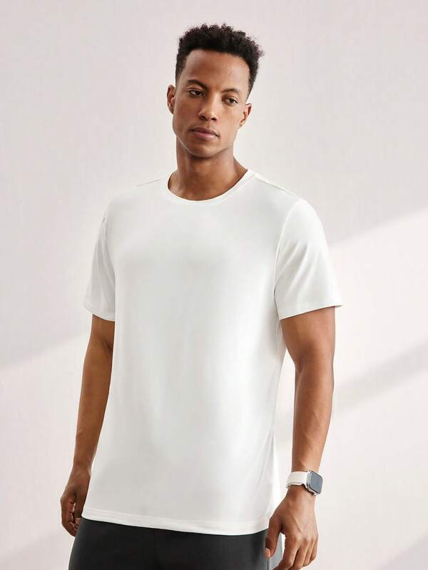 Set of summer men's casual solid color short-sleeved T-shirts Set of summer men's casual solid color short-sleeved T-shirts